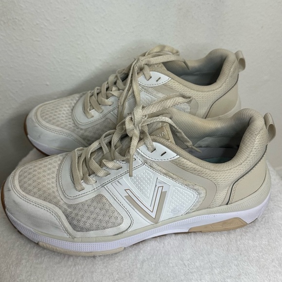 Vionic Women’s Walk Strider White and Cream walking Shoes with Mesh Support - Picture 4 of 14